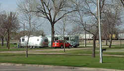 01.jpg (53968 bytes)