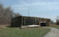 2005-23.jpg (34143 bytes)