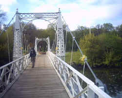 2005-64.jpg (45688 bytes)