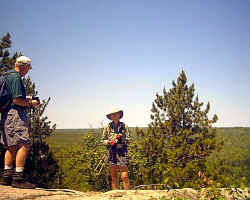 2005-08-085.jpg (43670 bytes)