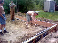 shed02.jpg (64103 bytes)