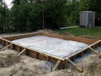 shed07.jpg (41158 bytes)