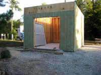 shed22.jpg (42006 bytes)